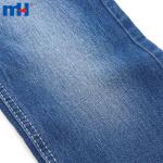 Pamuk, polyester ve spandeksten yapılmış koyu mavi denim kumaş