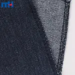Tecido jeans azul escuro de algodão e poliéster