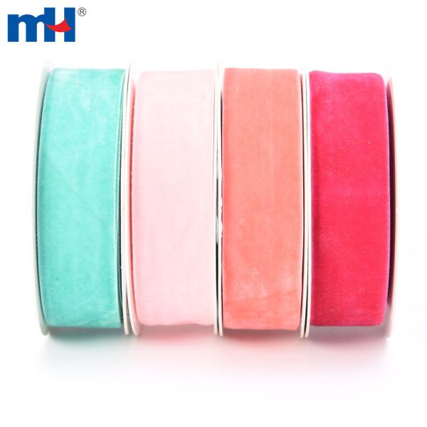 Cintas de terciopelo de color liso.