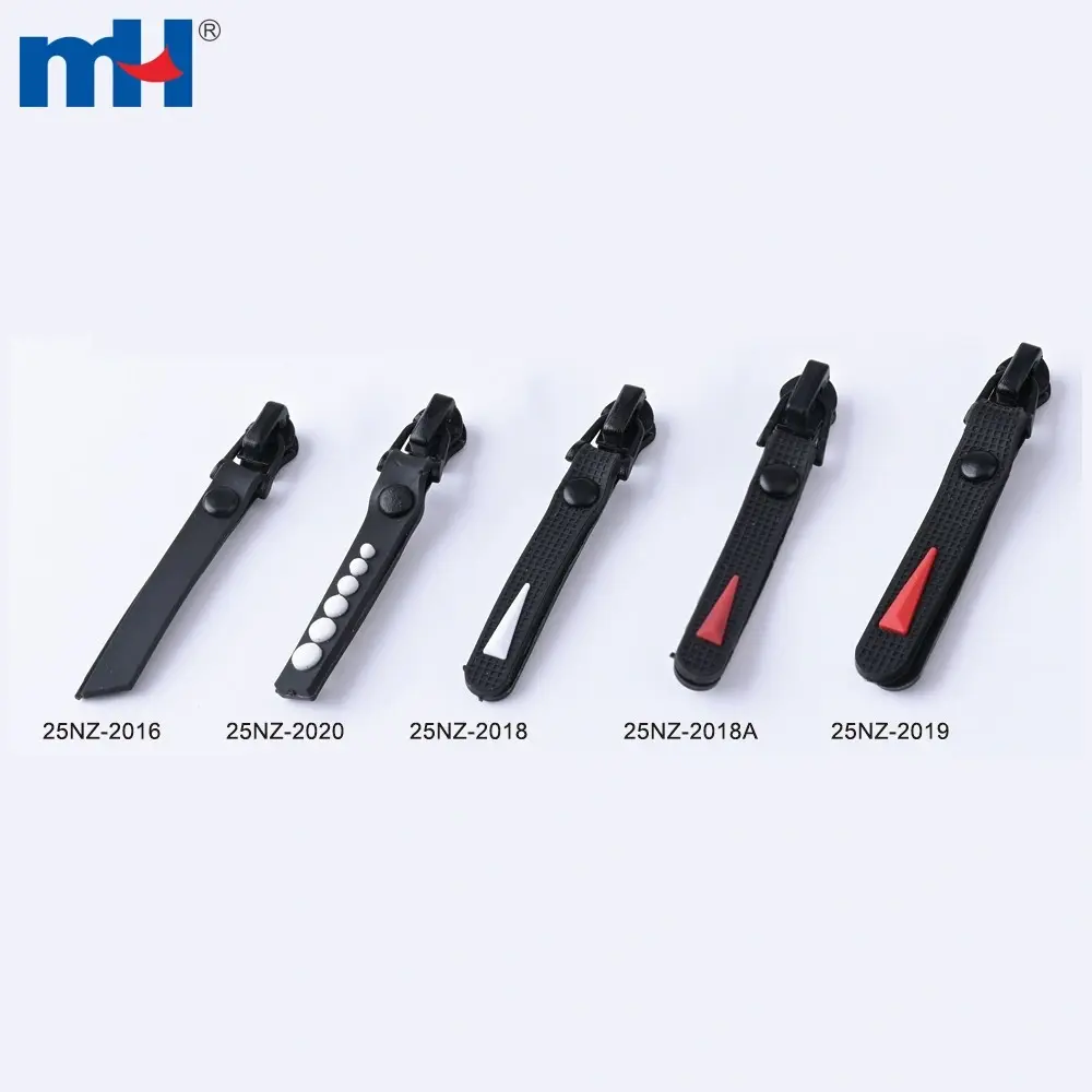 Wholesale 3# reverse self locking zipper with PVC decorative zipper puller