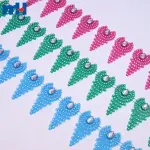 72 mm tropfenförmige Kunststoff-Strass-Lünette – funkelnde Blumenverzierung