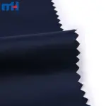 Tejido de poliéster viscoelástico para la chaqueta.