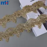 Hashamatli metallli oltin to'rli qirrasi payet va boncuklar bilan