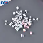 Koraliki z literami do bransoletek i naszyjników