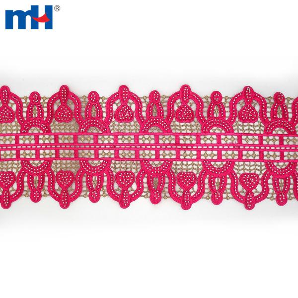Bordure en dentelle africaine avec strass
