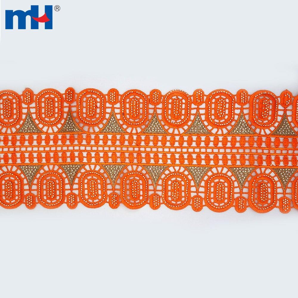 Bordure en dentelle africaine avec strass