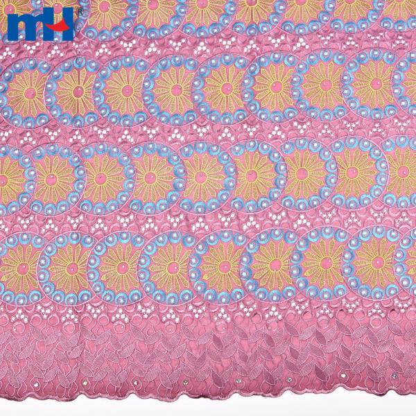 Tissu dentelle suisse