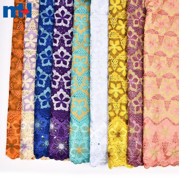 Tissu dentelle suisse