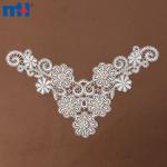 Cuello de encaje bordado