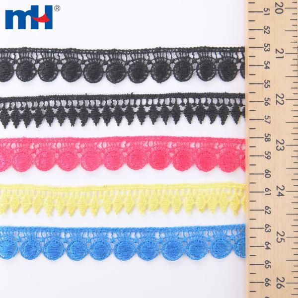 Coupe de dentelle chimique de différentes tailles
