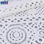 Tığ işi dokuma dantel kumaş