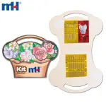 Hand sewing needle kit