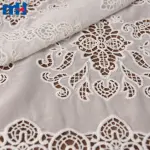 دانتيل مطرز مقطوع بالليزر