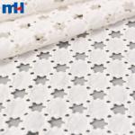 Dentelle brodée découpée au laser