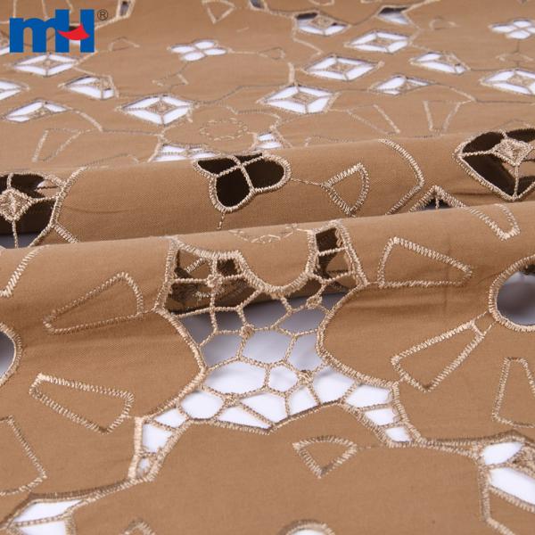 Broderie sur tissu par découpe laser