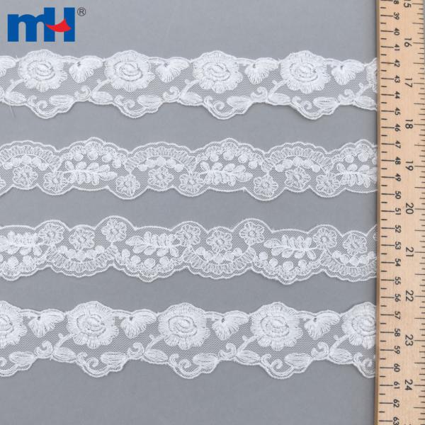Fita de renda bordada floral