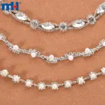 Catena a coppe di perle e cristalli