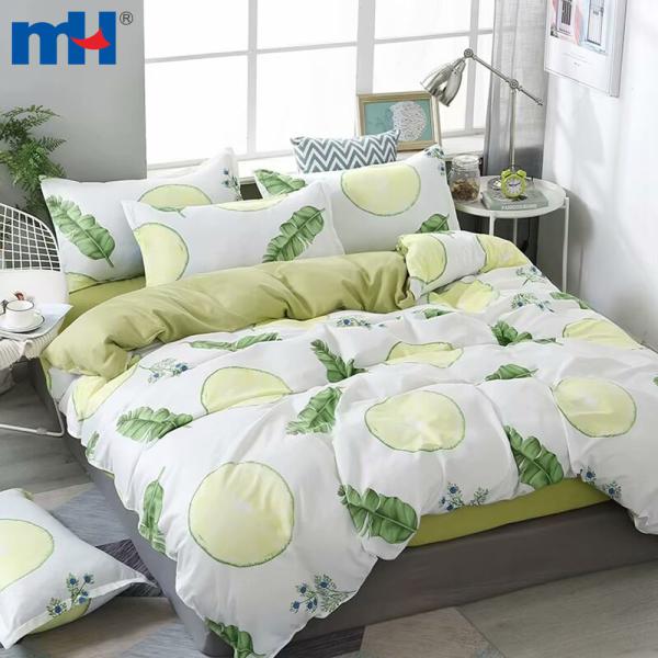 Four-piece bedding set made of polyester fiber