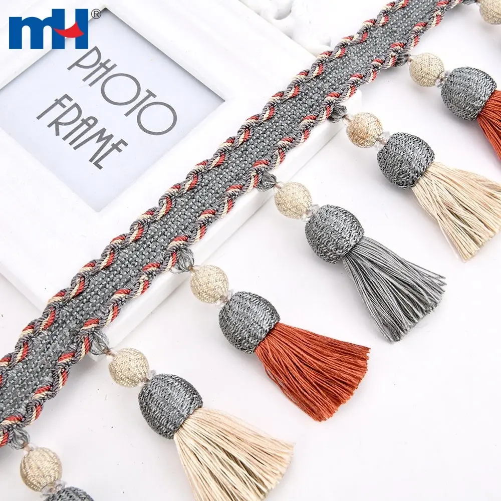 Pom pom fringe for curtain