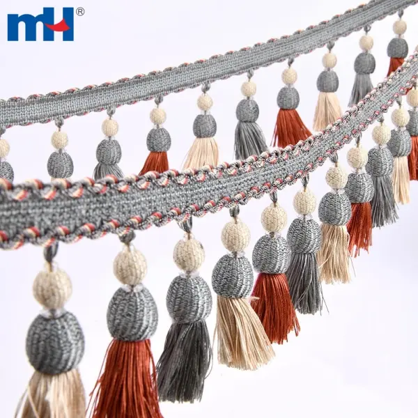 Pom pom fringe for curtain