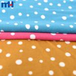 Bedruckter Stretchstoff aus Polyester und Elasthan