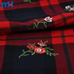 Тканина з вишивкою тартан червоного кольору
