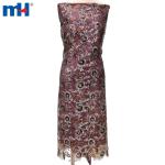 Broderie de paillettes et de dentelle