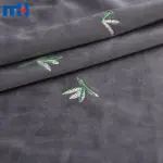 Tissu velours avec broderie